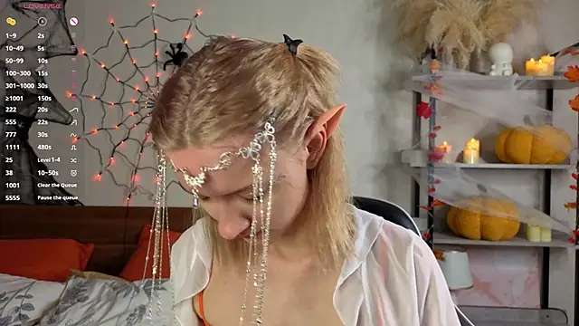 IdaValenti online show from October 31, 11:09 pm