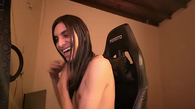 angelitofemboy online show from April 11, 3:34 am