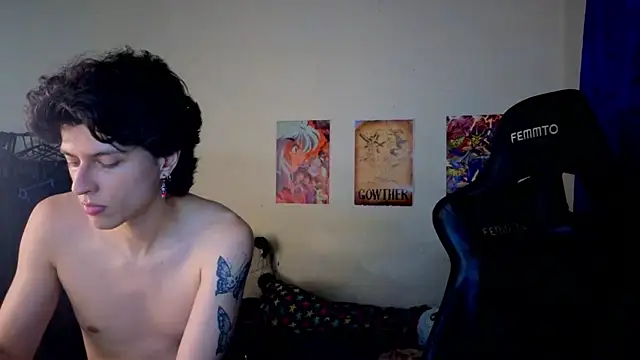 angelitofemboy online show from October 28, 1:22 am