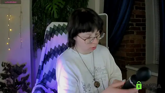 Melissa Wells online show from June 4, 9:52 pm