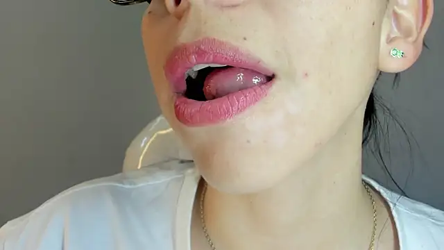 Katty mouth online show from January 17, 9:00 pm