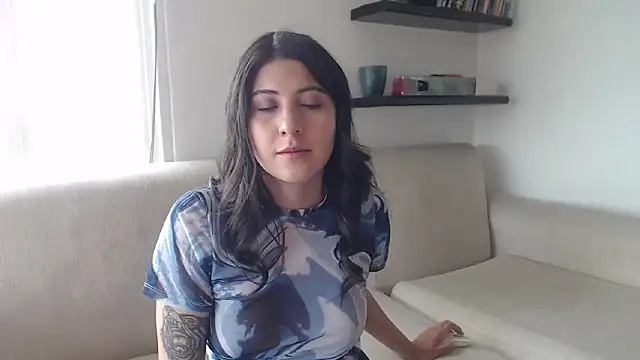 BubbleGumm  online show from May 16, 9:03 pm