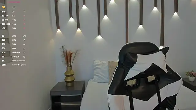 megan cooper28 online show from November 22, 2:14 am