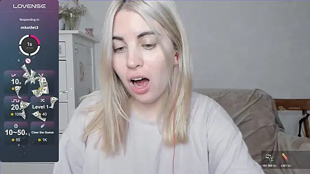 pawpaws online show from November 6, 10:43 am