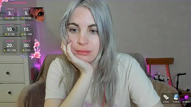 pawpaws online show from April 11, 7:14 am