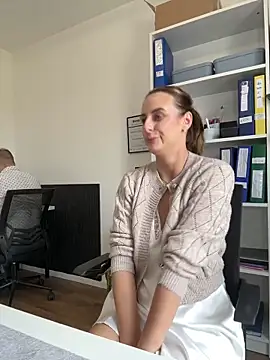 Hii Lolla online show from March 24, 8:41 am