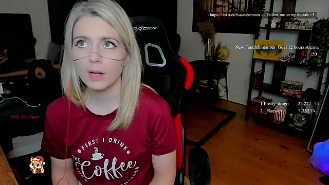 Lisaonthemoon online show from December 17, 9:41 pm