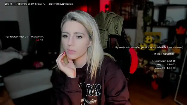 Lisaonthemoon online show from September 17, 6:50 pm