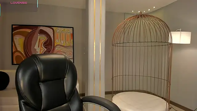 PaulinaSantos  online show from July 13, 8:31 pm