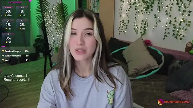 monikavenom online show from October 5, 3:44 am