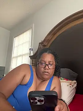 ebonyred online show from June 11, 10:17 pm
