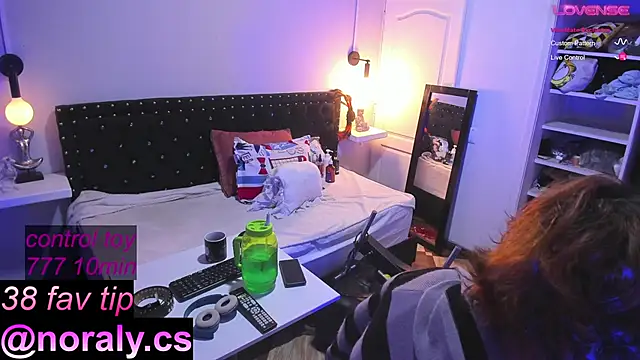 hey noraly online show from November 9, 4:19 am