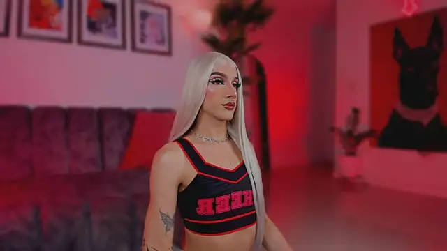 Taylor  foxxx online show from April 1, 5:41 am