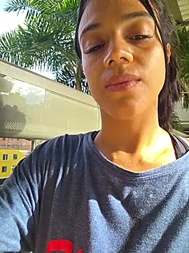 Deisy Torres online show from June 25, 9:05 pm