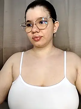 Danzel1105 online show from October 19, 5:59 pm