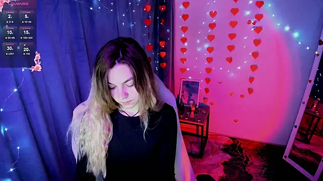 Sweet me  online show from April 17, 5:42 am