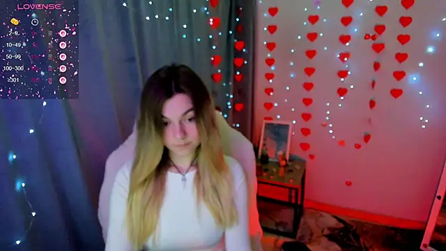 Sweet me  online show from March 23, 9:15 am