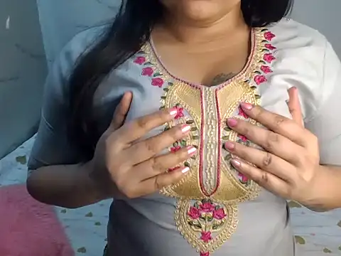 Trezza online show from March 30, 8:19 pm