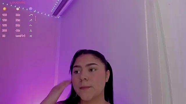 Oriana Guzman online show from March 20, 3:00 am