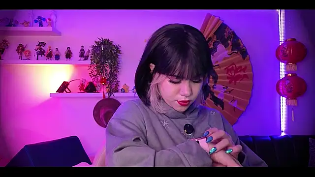 albaismynameX online show from March 10, 12:20 pm