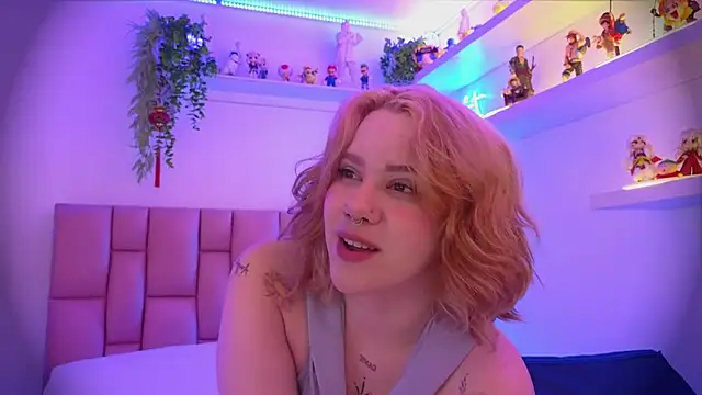 albaismynameX online show from September 26, 12:36 pm