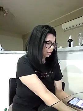 Milf Abigail online show from February 3, 3:15 am