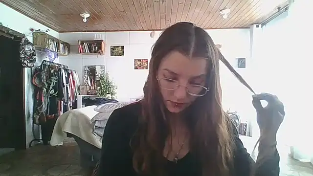 SweetyBabyDemon online show from October 31, 1:15 pm