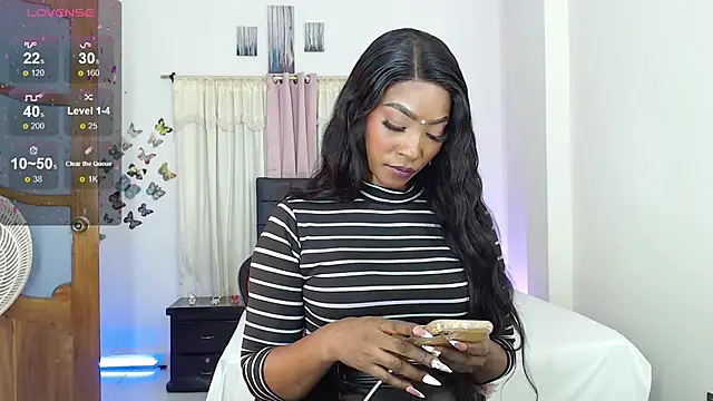 Snapshot of samantha-rose2 chatting on October 22, 1:10 am samantha-rose2 online show from October 22, 1:10 am