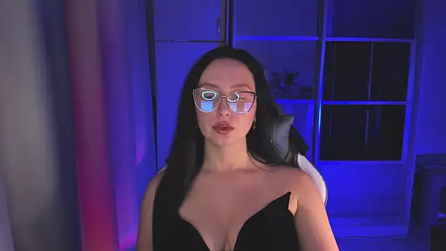 Snapshot of Christy_Calypso chatting on October 22, 3:50 pm Christy Calypso online show from October 22, 3:50 pm