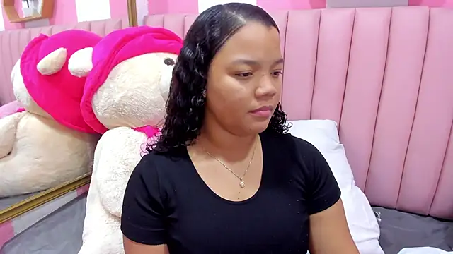 ISABELLA 020 online show from October 27, 1:28 pm