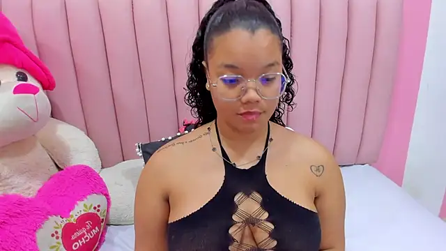 ISABELLA 020 online show from September 25, 2:49 pm