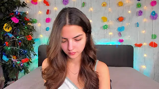 Milana Crystal  online show from March 17, 8:29 am