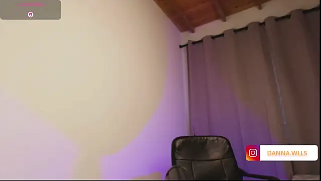 Dannawells online show from January 12, 10:59 pm