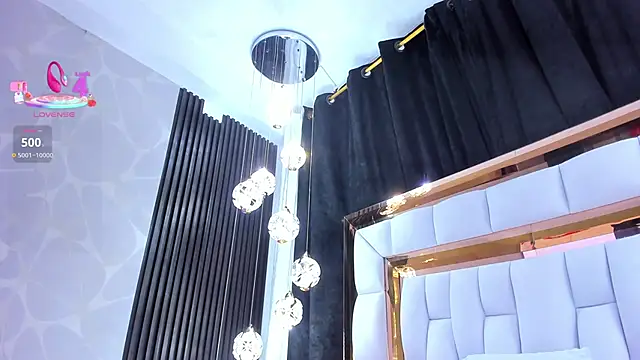 SarayRoyse online show from March 24, 7:52 pm