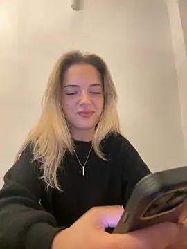 LexyGold online show from November 14, 2:17 pm