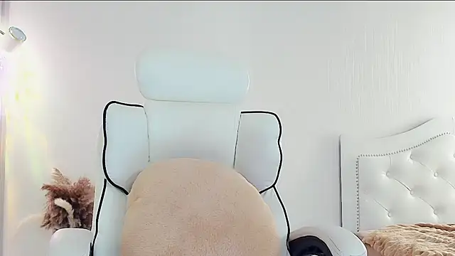 Luli-bae online show from January 10, 4:39 am