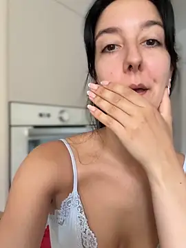  Juliette online show from June 18, 8:37 am