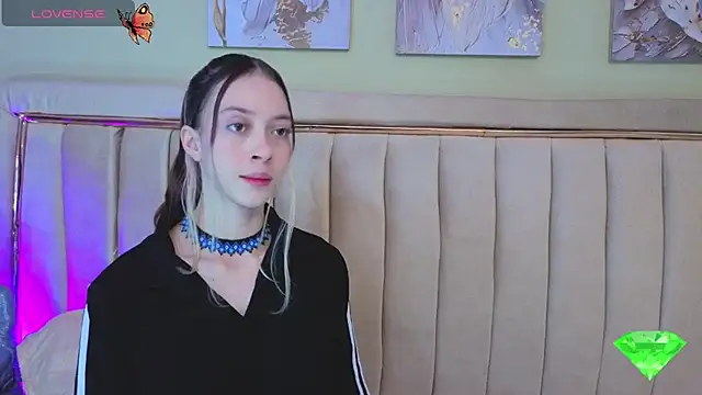 sophiia grey 1 online show from February 25, 9:46 pm