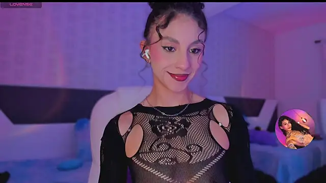 MiissCharlotte online show from November 8, 4:39 am