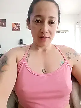 emilypoppy3 online show from April 5, 1:10 pm