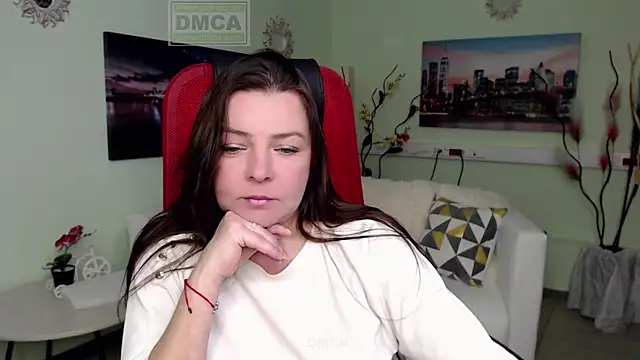 Lily flower7 online show from December 14, 7:25 am