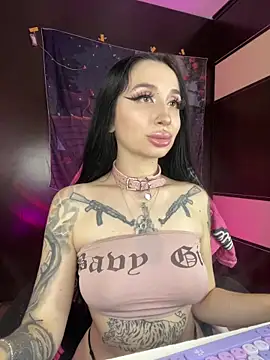 Snapshot of Molly__Moon chatting on September 19, 5:06 am Molly  Moon online show from September 19, 5:06 am
