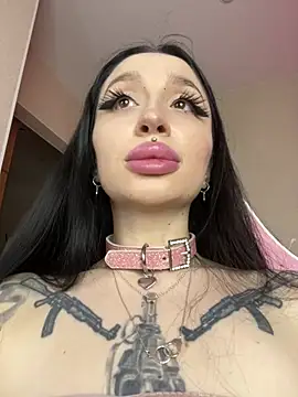 Molly  Moon online show from April 11, 2:28 am