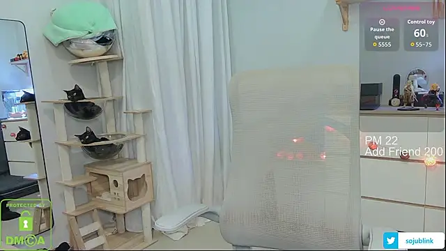 littlemiilk online show from February 4, 9:12 am