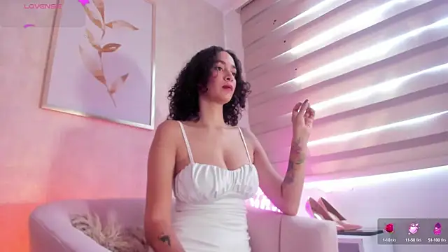 thaliacollins online show from September 15, 2:36 pm