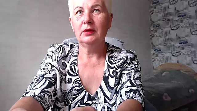 NicoleOlla online show from September 17, 3:15 am