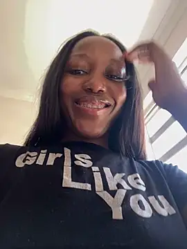 kellya  online show from April 11, 6:22 pm