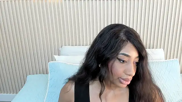 charlottebrowns  online show from October 6, 12:44 pm