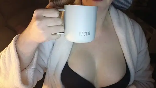 MommyLoveAanal online show from September 13, 11:02 pm