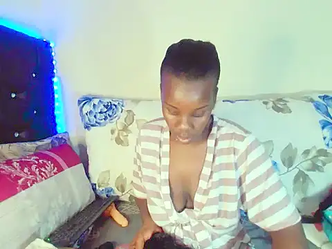 dinnykrazx online show from September 12, 7:40 am